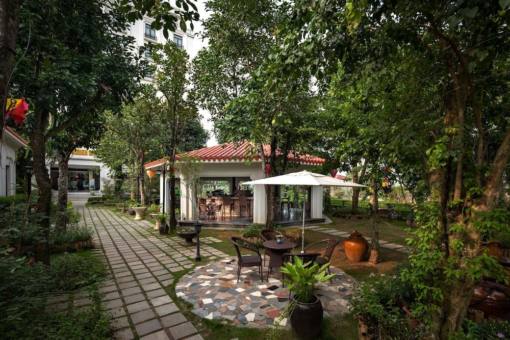 Ninh Binh Hidden Charm Hotel & Resort Luaran gambar